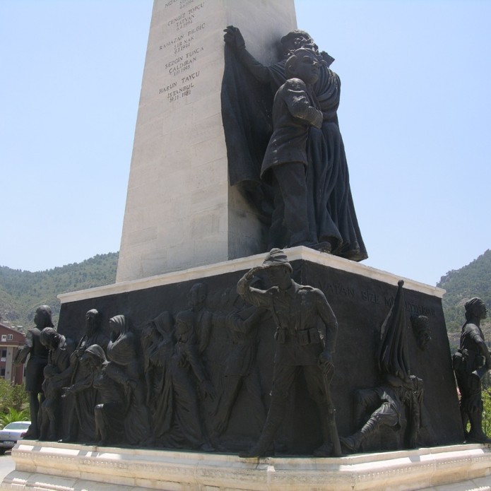 Fethiye Şehitler Anıtı